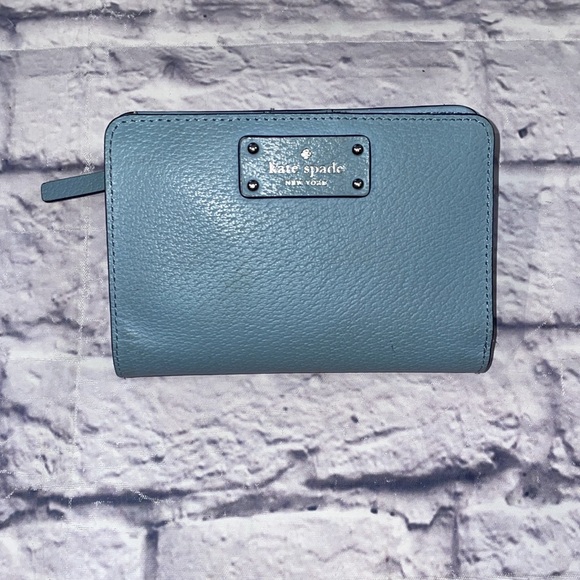 Kate Spade Wallet in Light Blue - Picture 1 of 8